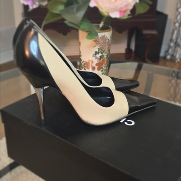 VINTAGE CHANEL PUMPS SIZE 36.5 - Picture 4 of 12